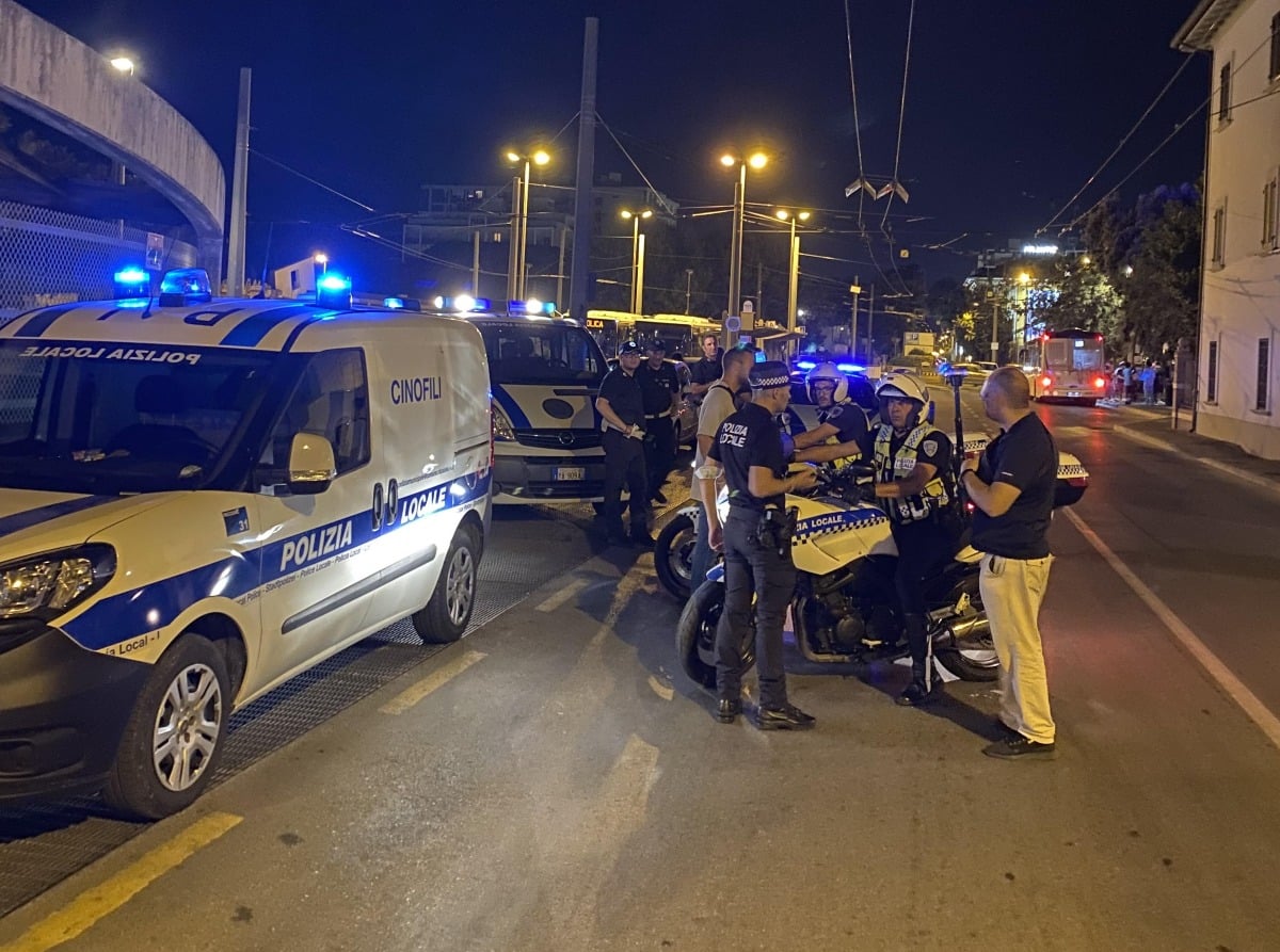 Riccione: multa a minimarket per alcol venduto a minori e sequestro di prodotti contraffatti - 