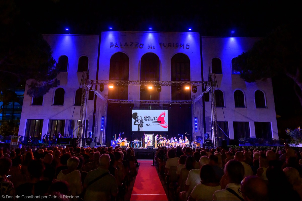 Noa arriva al Prep Riccione Summer Jazz dopo la magia sonora di Salis, Zanchini e New Naif Orchestra - Ph Casalboni