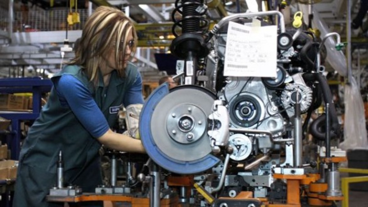 Istat: a maggio industria e servizi in crescita - 