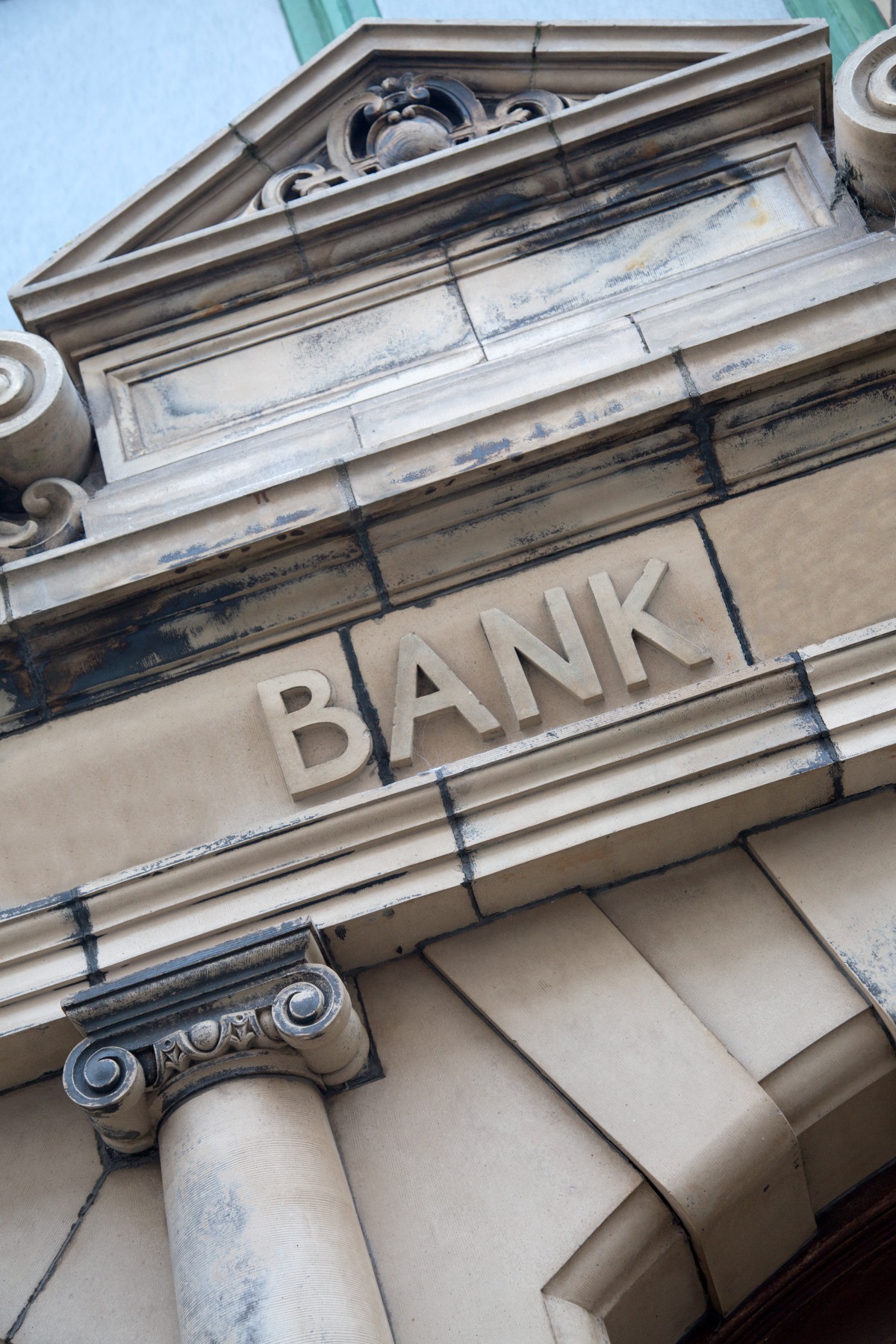 Intesa Sanpaolo, utili in crescita nel primo semestre - 