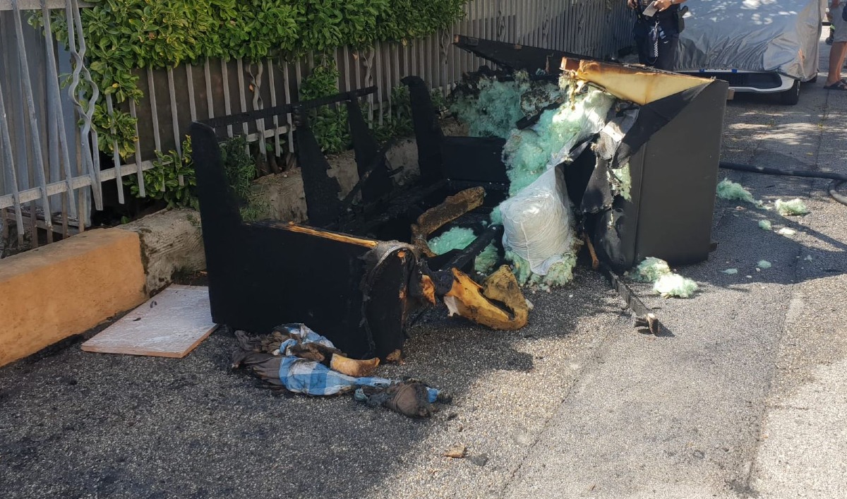 Incendio in un appartamento a Miramare: intossicata una famiglia di otto persone - 