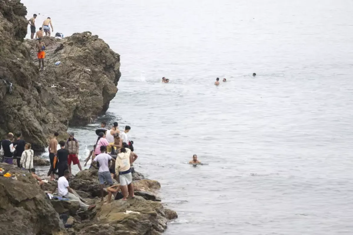 Ceuta, almeno 57 morti e 50mila arrivi. Tensioni tra Roma e Madrid, Meloni: "Pronti a sospendere Schengen con la Spagna" -  © Ansa
