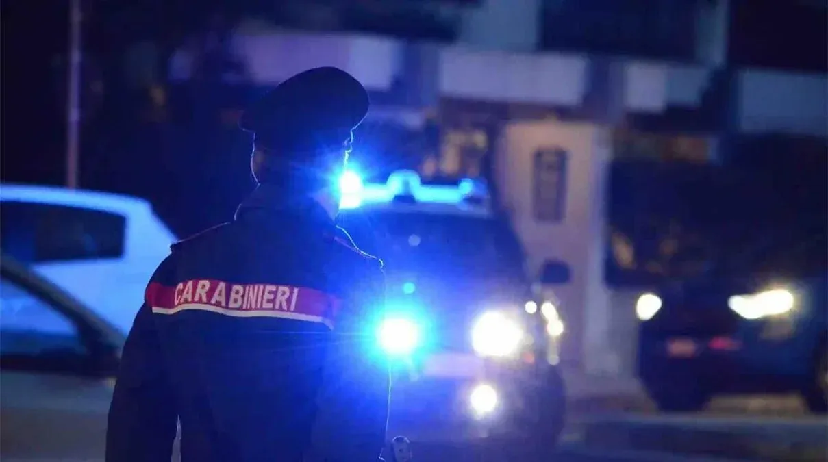 Giovane picchiato brutalmente e rapinato, la sindaca di Cattolica: "Sicurezza? Compito del Governo" - Carabinieri, notte REPERTORIO