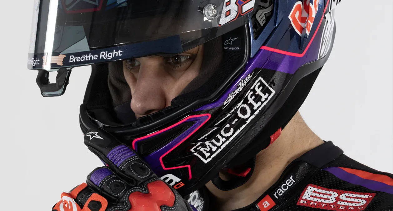 Motogp: Martin in pole a Silverstone, quinto Bezzecchi davanti a Marc Marquez - Jorge Martin