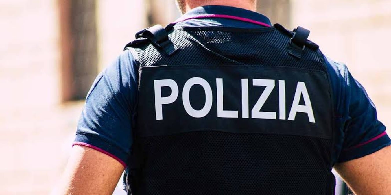 Rimini, droga in casa ma anche dispositivi anti Gps e dei "Token": 56enne nei guai - 