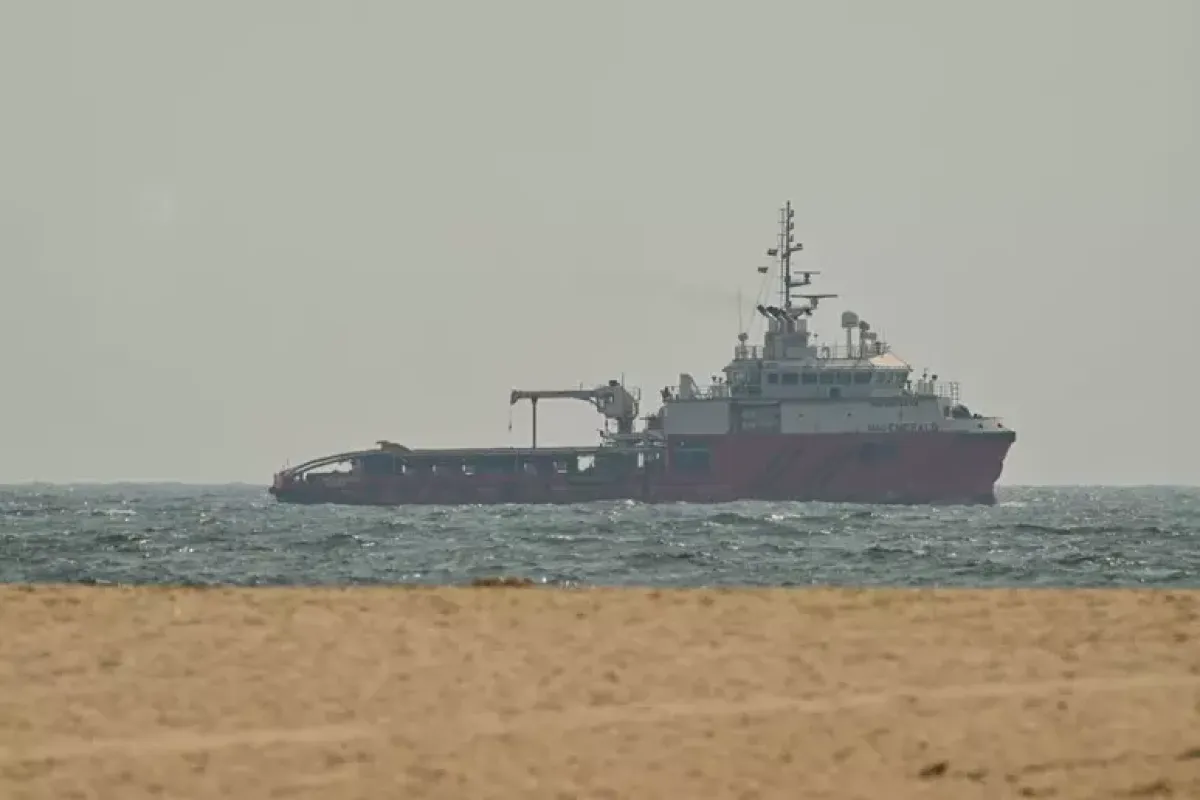 Iran-Usa vicini all'intesa su Hormuz, Trump: "Colpi durissimi" in caso di fallimento - 