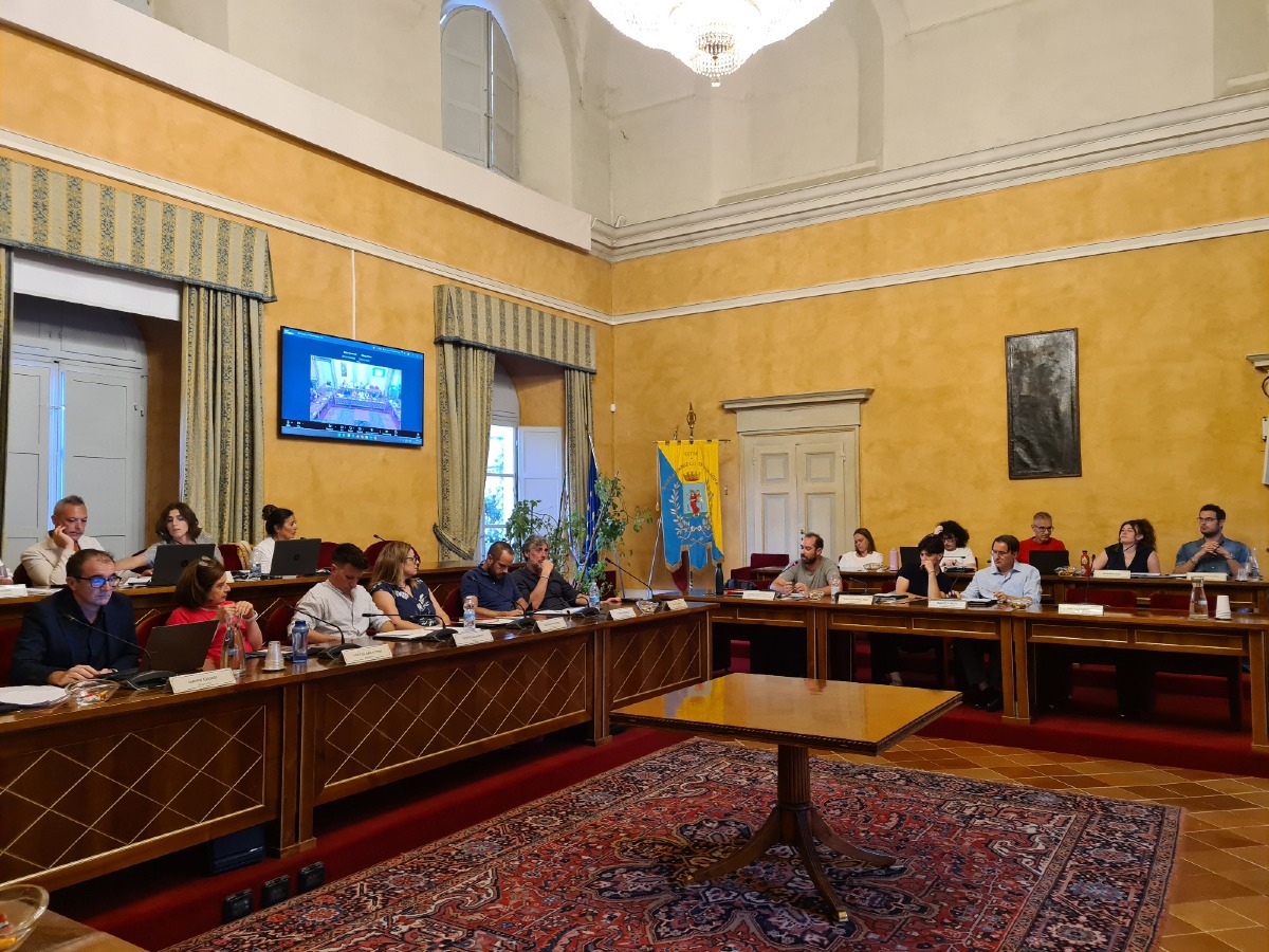 Santarcangelo, aumenta la Tari. Wild: "Raccolta rifiuti servizio da migliorare, serve nuova gara" - 
