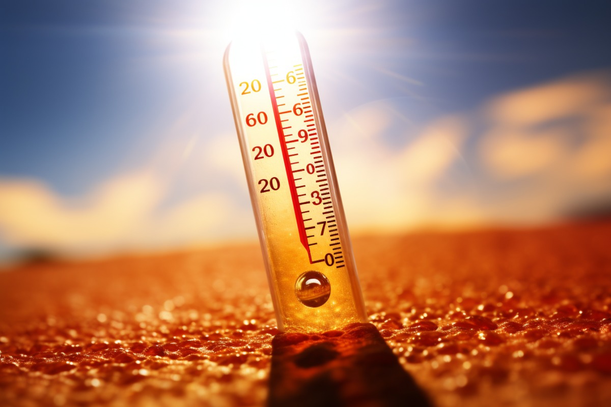 Caldo record, l'Italia soffoca: bollino rosso in quasi tutto il Paese - 