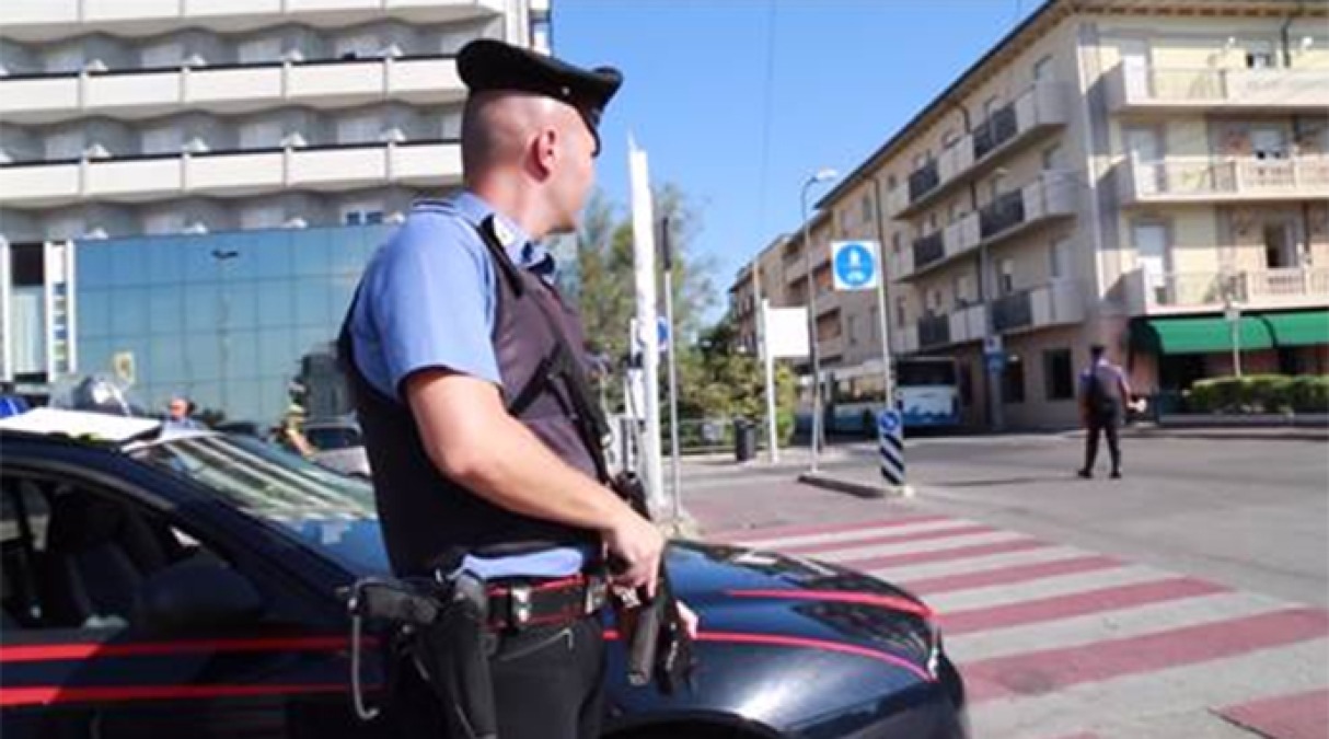 Senigallia, fugge dai carabinieri dopo un posto di blocco: bloccato con il taser, muore a 35 anni - Archivio