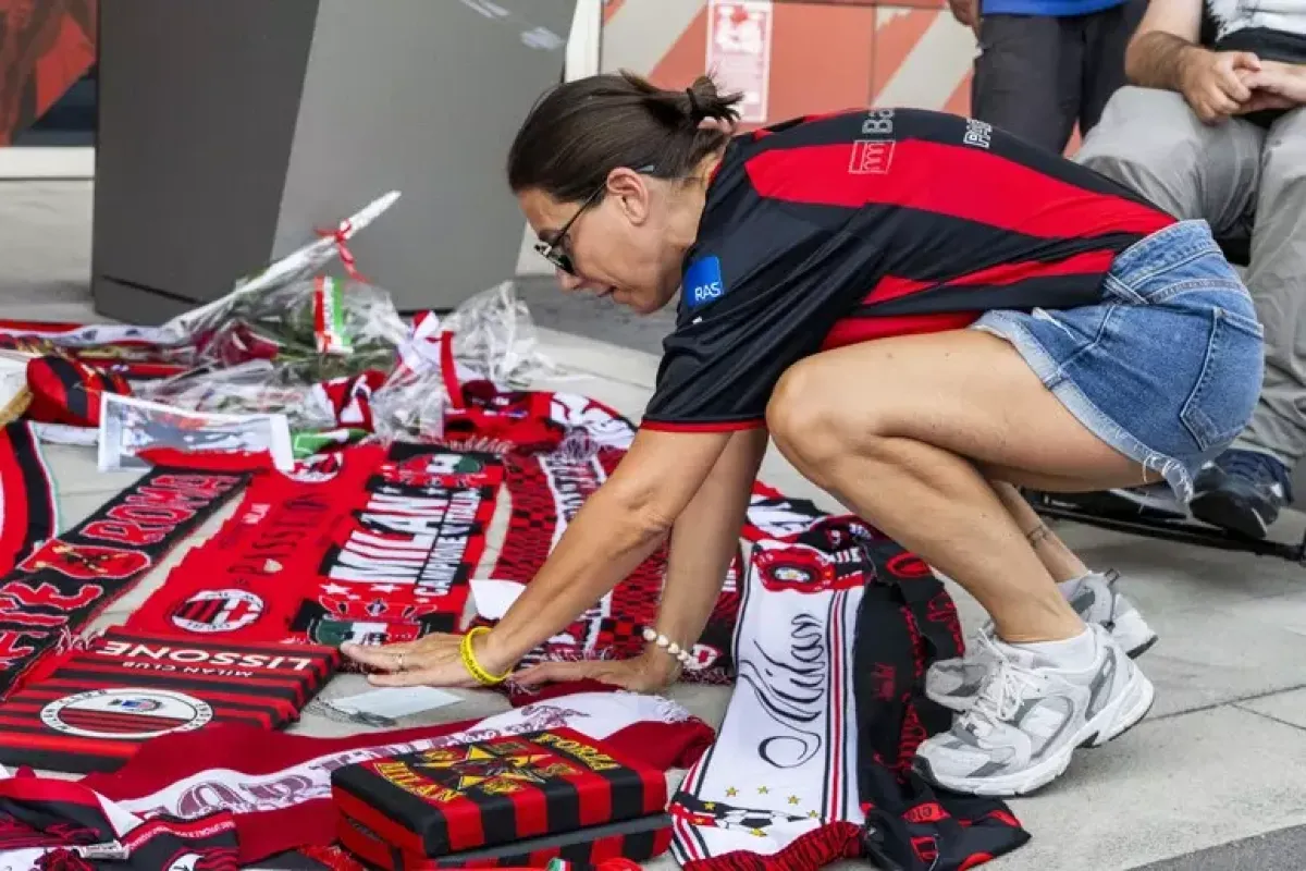 Milano dà l'ultimo saluto a Franco Baresi - 