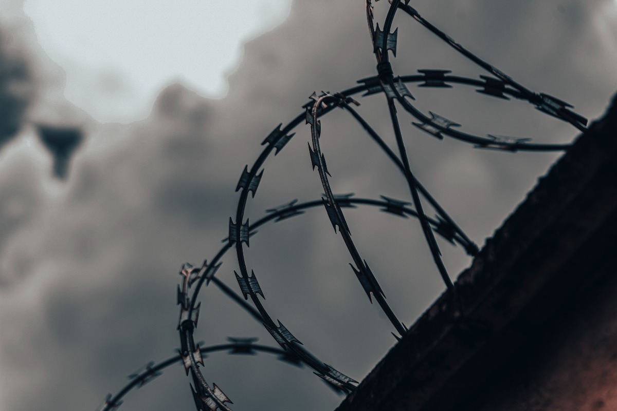 Omicidio in carcere a Prato: detenuto ucciso dopo una colluttazione in cella - 