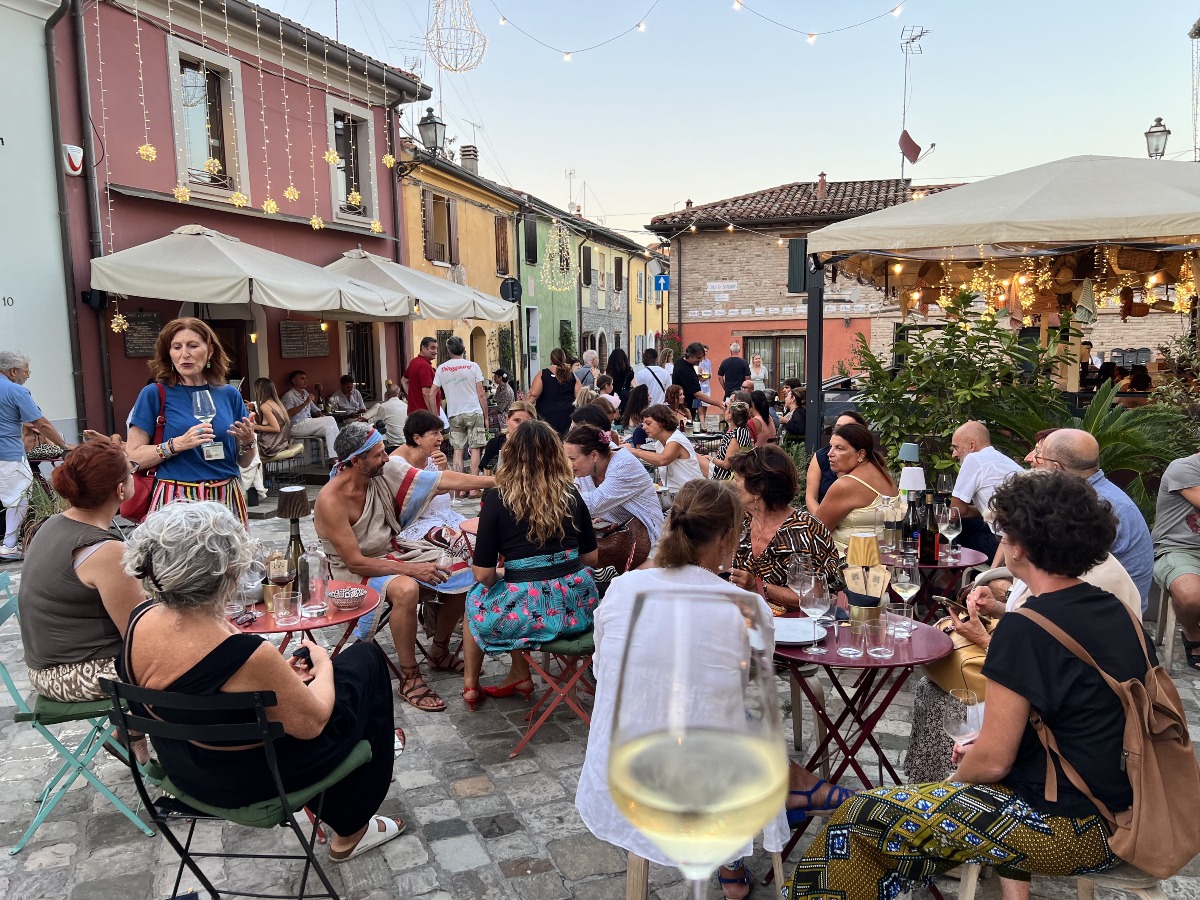 Alla scoperta della Rimini "inusuale" con due tour tra vicoli magici e un brindisi finale - 