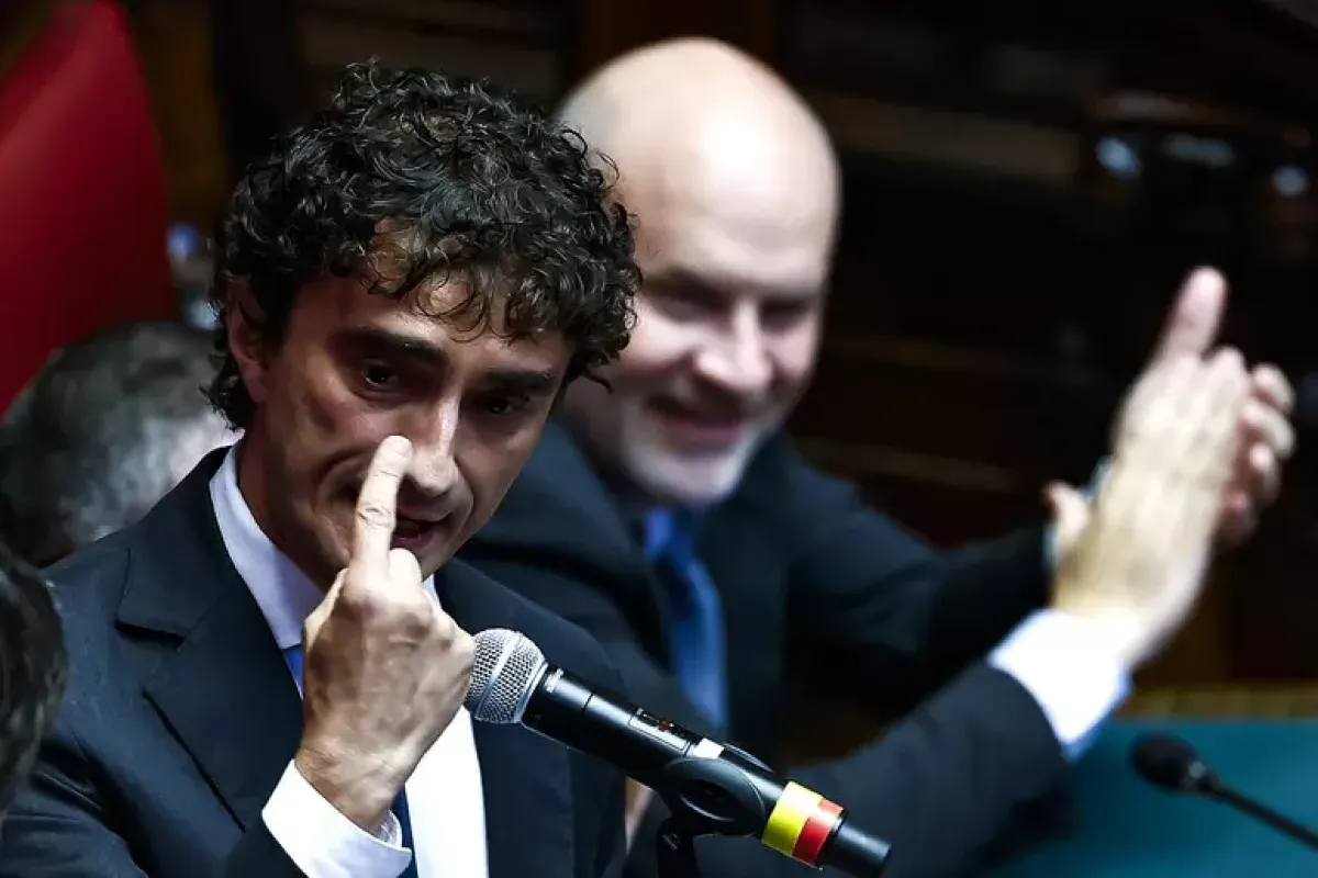 Opposizioni: 'Sanzioni a Bignami per le accuse a Scalfaro' - © Ansa