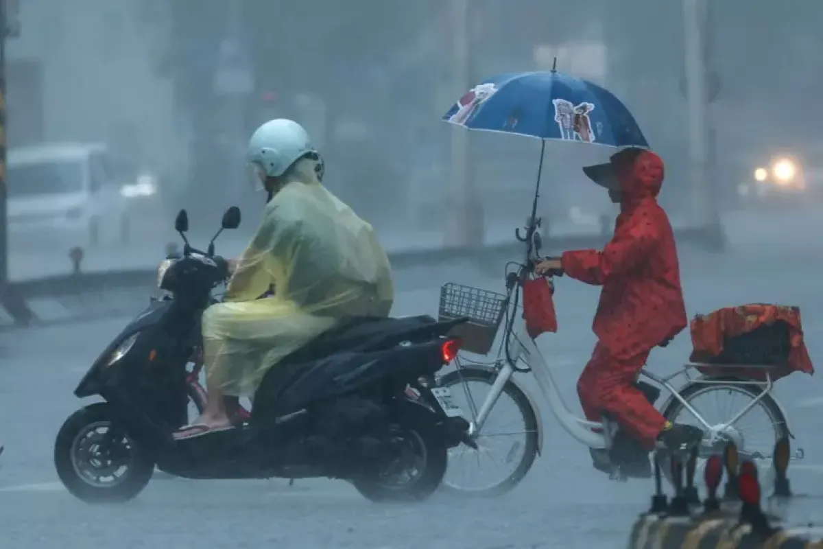 Il tifone Dolphin si abbatte sulla Cina orientale: oltre un milione di evacuati - 