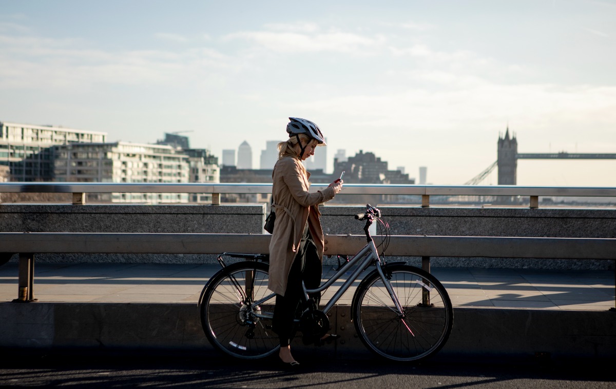 Codice della strada, la riforma del Mit: patente B a 17 anni e nuove regole per multe, e-bike e autostrade - Repertorio
