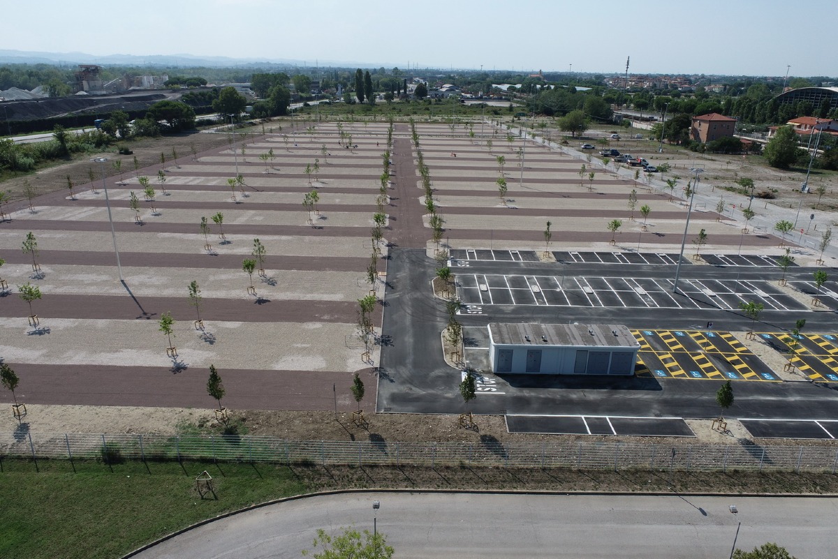 Rimini Fiera, quasi 1000 parcheggi in più: messe a dimora anche piante per l'ombra - Il nuovo parcheggio di Rimini Fiera