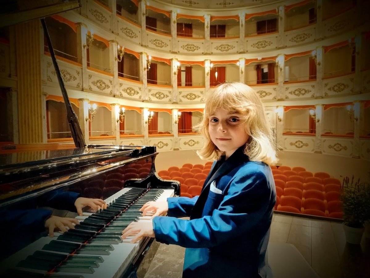 Misano Piano Festival, giovedì doppio appuntamento con due giovani prodigi del pianoforte - 
