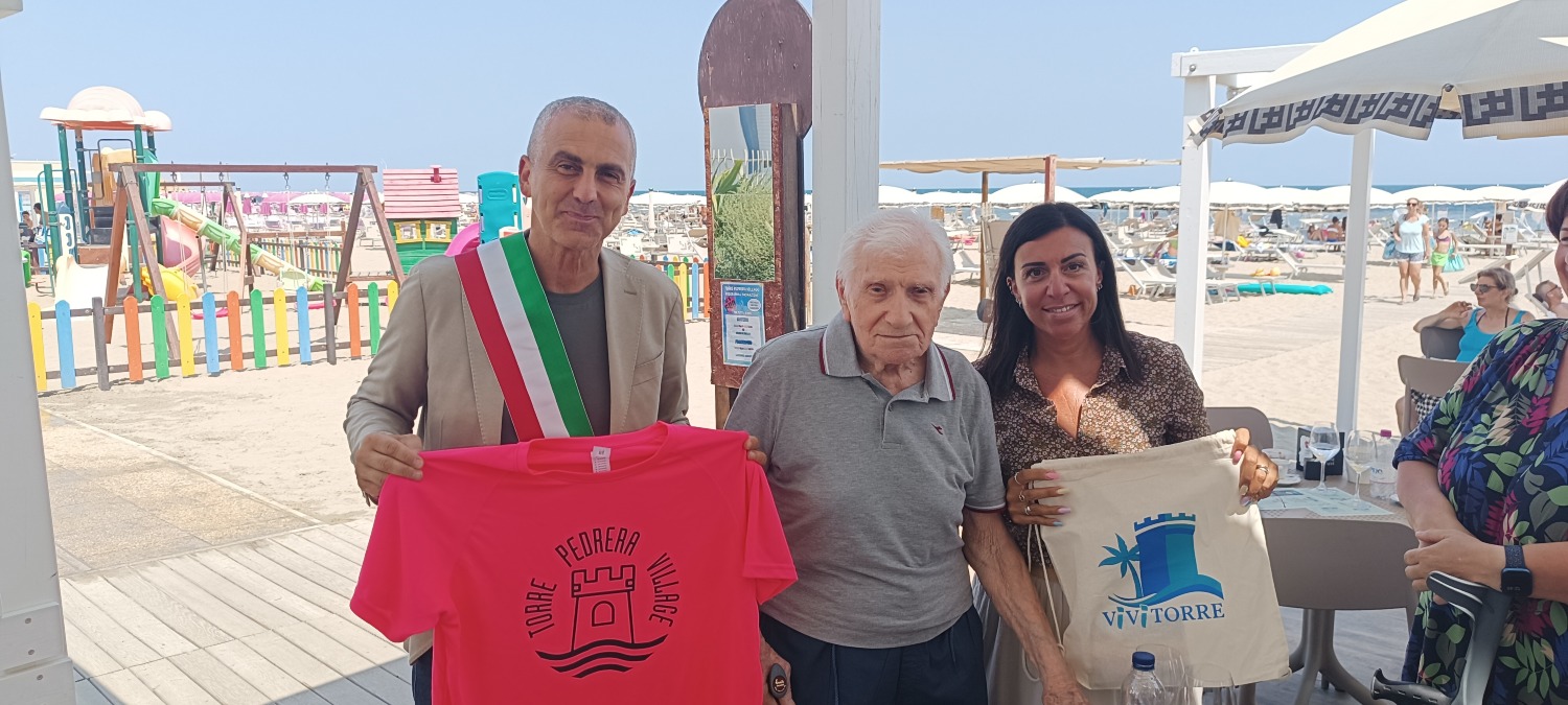 70 anni di vacanze a Torre Pedrera: Giorgio Bongiovanni "spicca" tra i turisti fedeli di Rimini - 