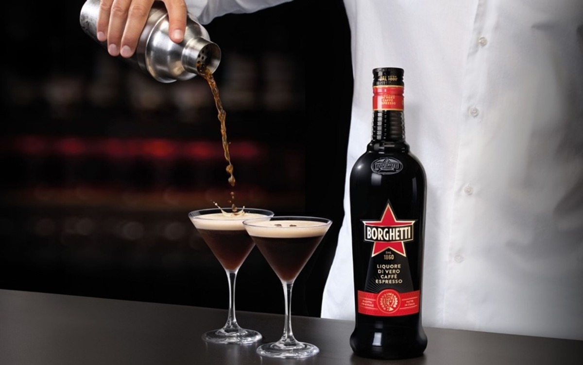 Espresso Martini con Borghetti: il trend più hot della stagione - 