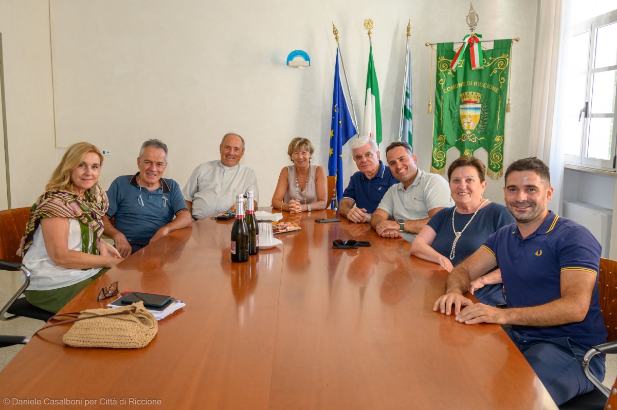 Riccione, il Comune incontra i nuovi parroci di San Martino e Stella Maris - Ph Casalboni