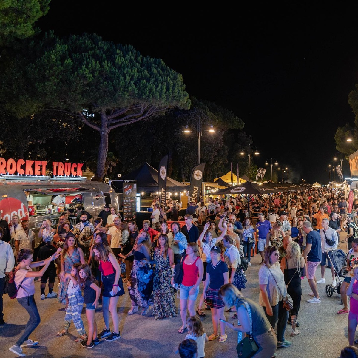 BirRimini accende il Ferragosto: birra, musica e street food in Piazzale Fellini - 