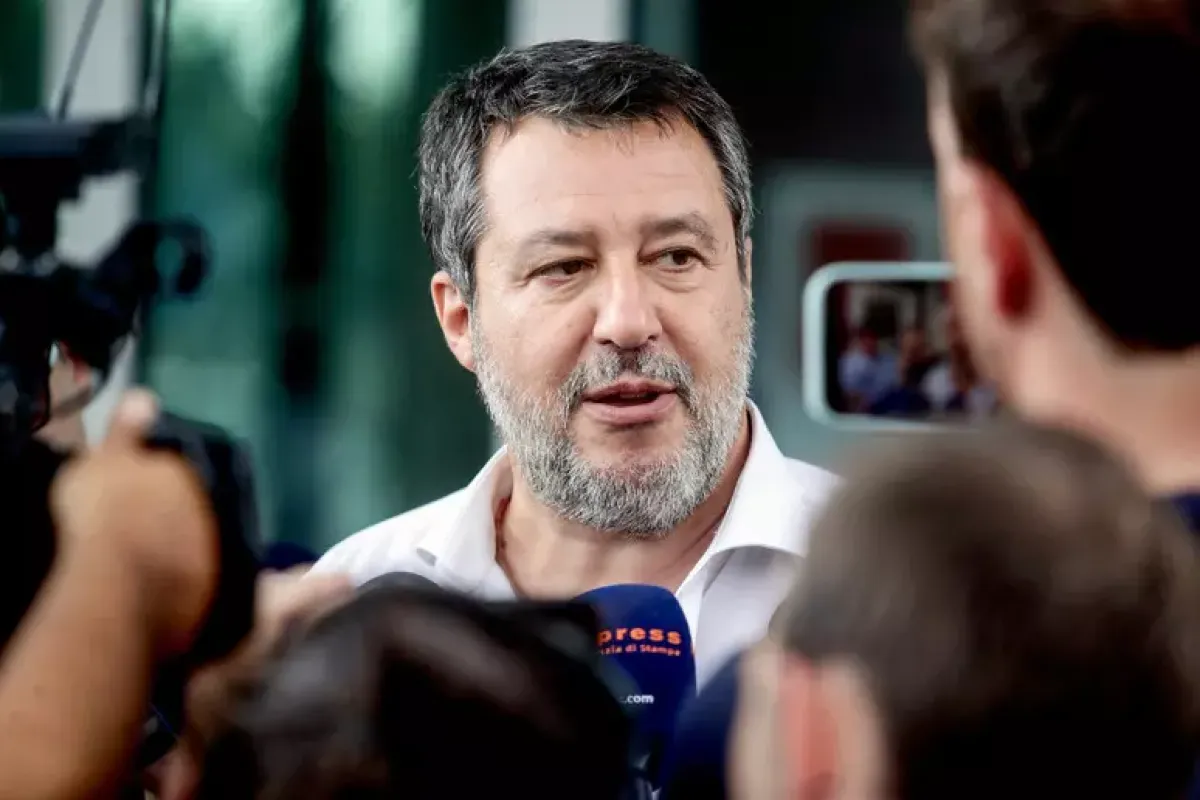 Lega, Salvini sfida Vannacci e gli oppositori interni. E vuole tassare le banche - Matteo Salvini PH ANSA