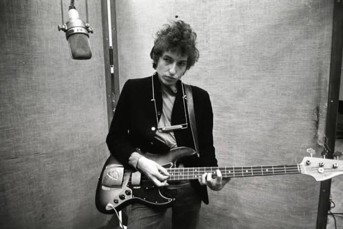 SuperSonico chiude con Bob Dylan: a Santarcangelo rivive la rivoluzione del 1965 - 