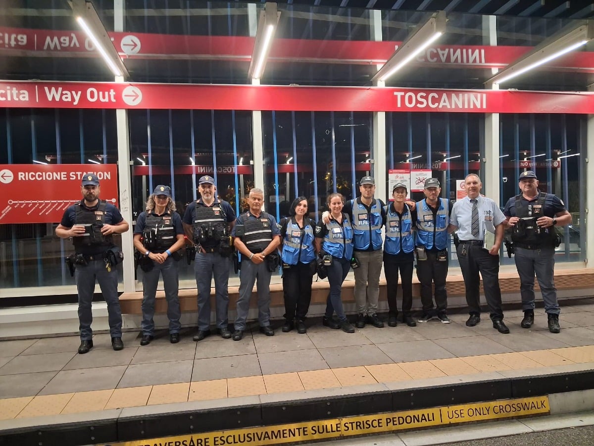 Metromare, nelle ultime ore 54 verbali : in due sorpresi a usare il tracciato come pista per il monopattino - 
