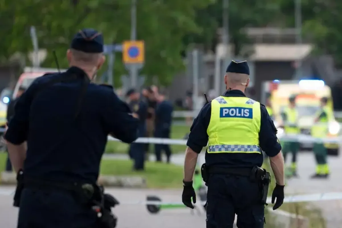 Uomo armato di spada entra in una scuola in Svezia: diversi feriti - PH ANSA/EPA
