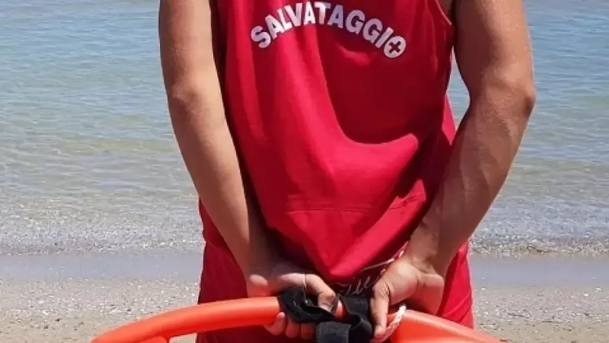 Marinaio di salvataggio soccorre uomo in mare, ma muoiono entrambi: la tragedia nel Savonese - 