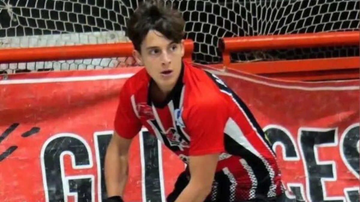 Morto a 17 anni in moto: lavorava come bagnino, sognava la Nazionale di hockey - Morto a 17 anni in moto: lavorava come bagnino