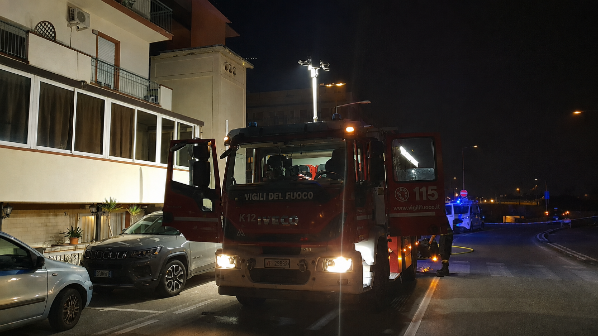 Blackout a Marebello: con il buio scattano i furti negli alberghi della zona  - L'intervento