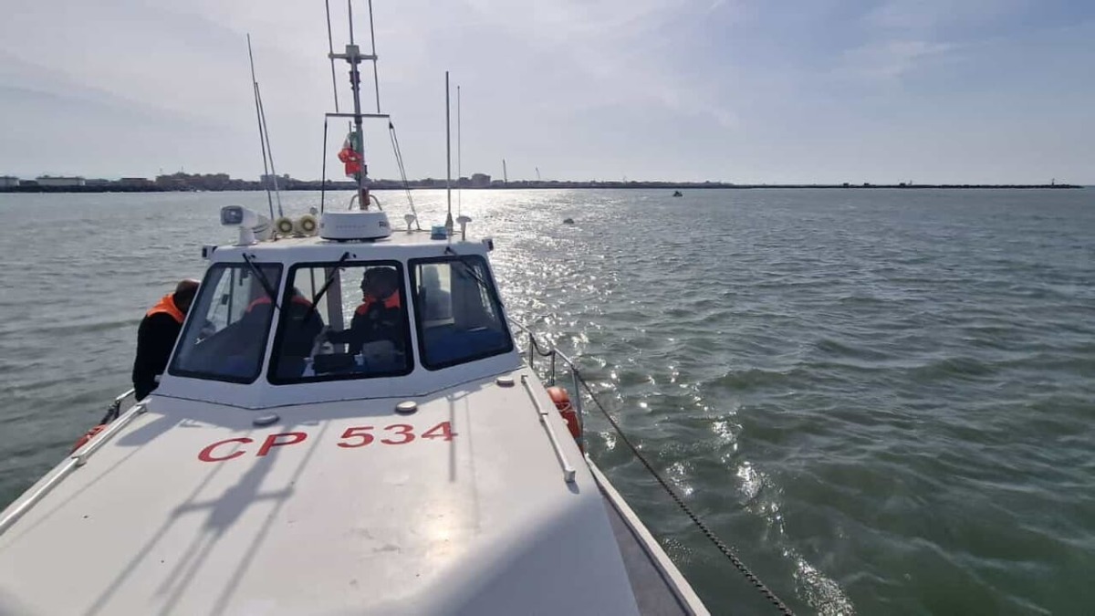 Ponza, ritrovato senza vita in mare un 23enne romano: indossava pinne e maschera - 