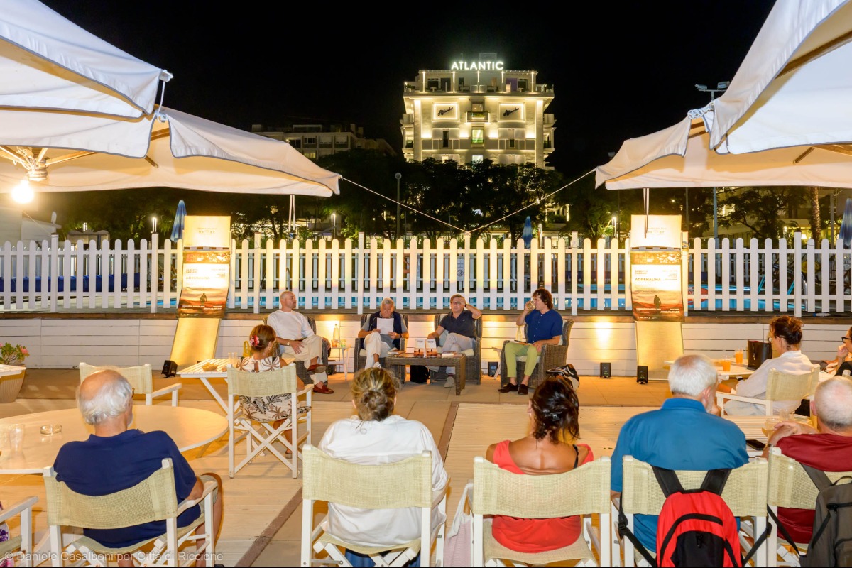 Riccione, cala il sipario sulla rassegna Senza fine con Adrenalina di Cassani - L'incontro