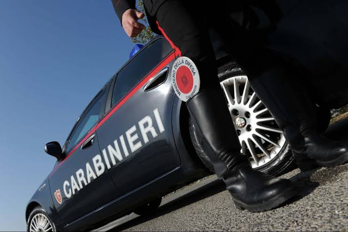 Coriano: 17enne arrestato con 500 grammi di hashish e sei cartucce - 