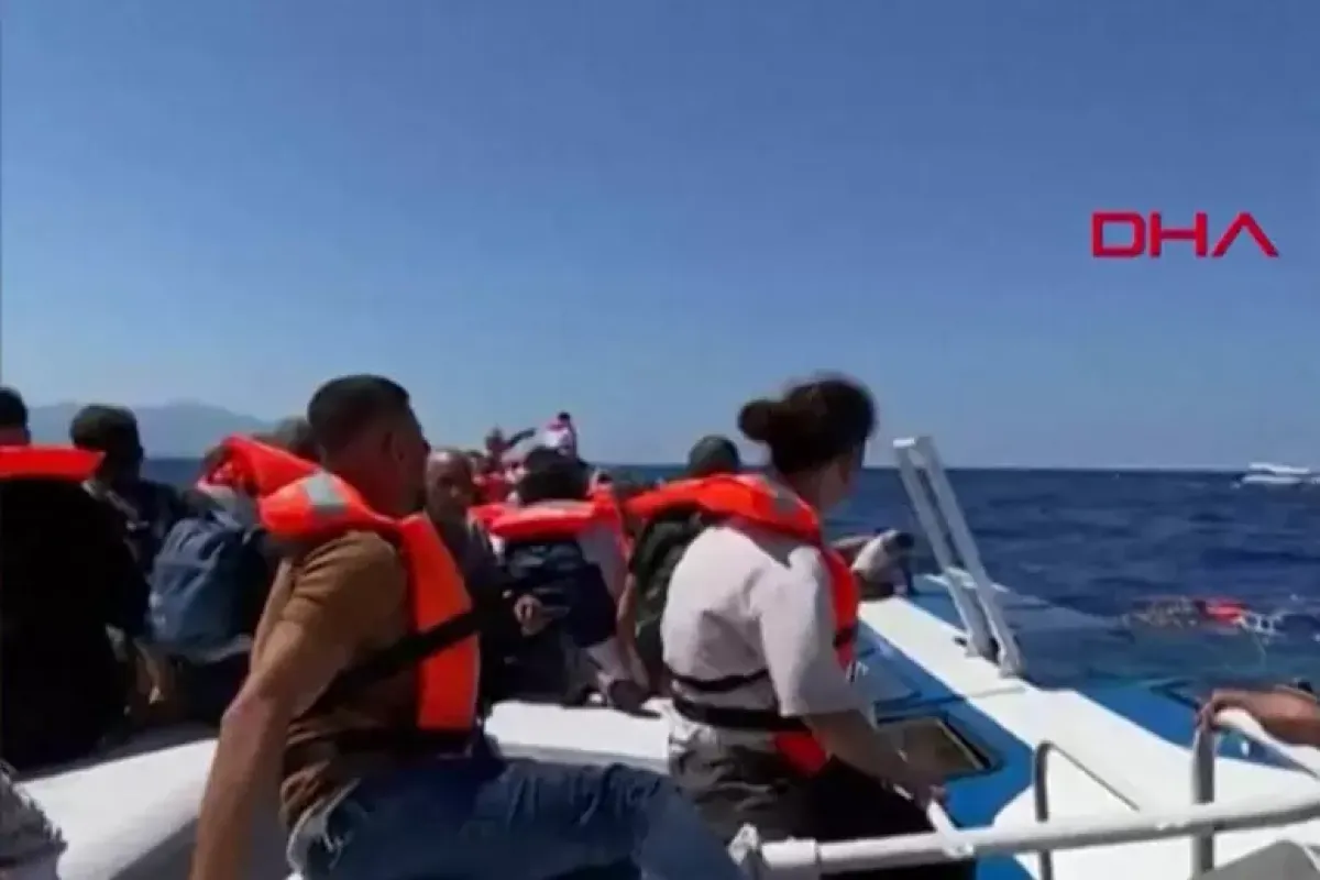 Traghetto si ribalta al largo di Cipro, 7 morti e 23 dispersi - 