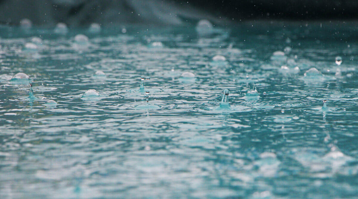 Dopo Ferragosto la svolta: possibili temporali in arrivo sul Riminese. Allerta meteo gialla per il 17 agosto - Temporale, temporali, pioggia REPERTORIO