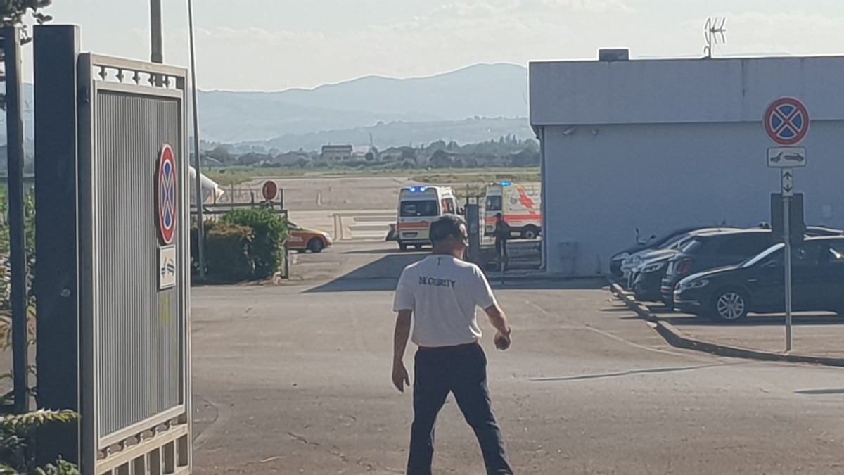 Atterraggio di emergenza al Fellini 