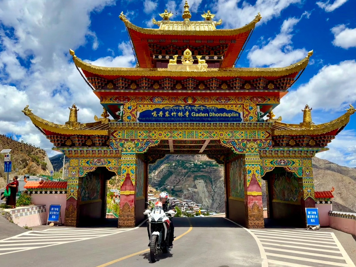 emilio cristina cina tibet