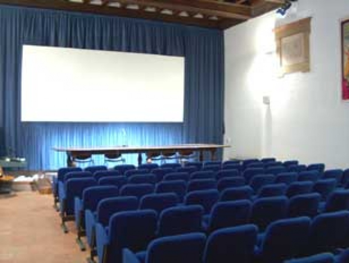 "L’estate cattiva", una Rimini del 1989 tra lavoro e vita notturna - 