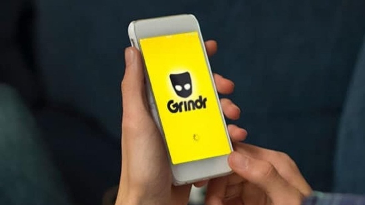 Chattano su Grindr e si danno appuntamento: poi il furto e la richiesta di 100 euro, arrestato