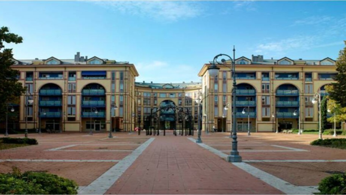 Pavimentazione danneggiata, al via i lavori per rifare la piazza del Leon Battista Alberti - 