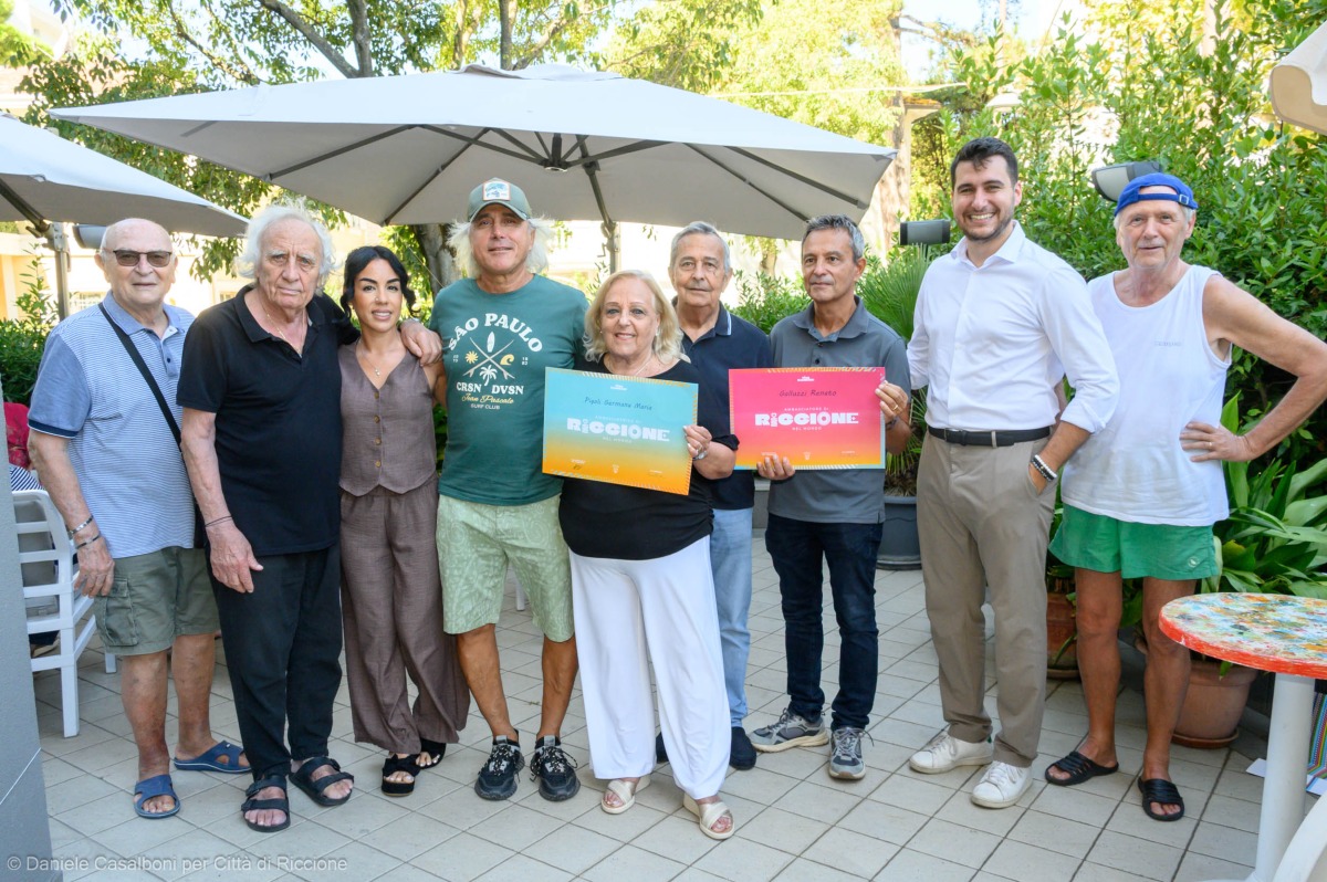 Da 56 anni in vacanza a Riccione, prima da fidanzati poi da coniugi: la storia di Renato e Germana Maria - 
