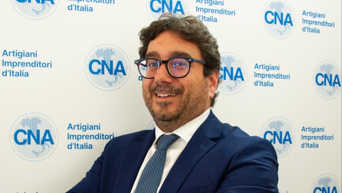 Spiaggia, si ridisegnano i lotti: Cna chiama a raccolta i balneari per fare il punto  - Polazzi 