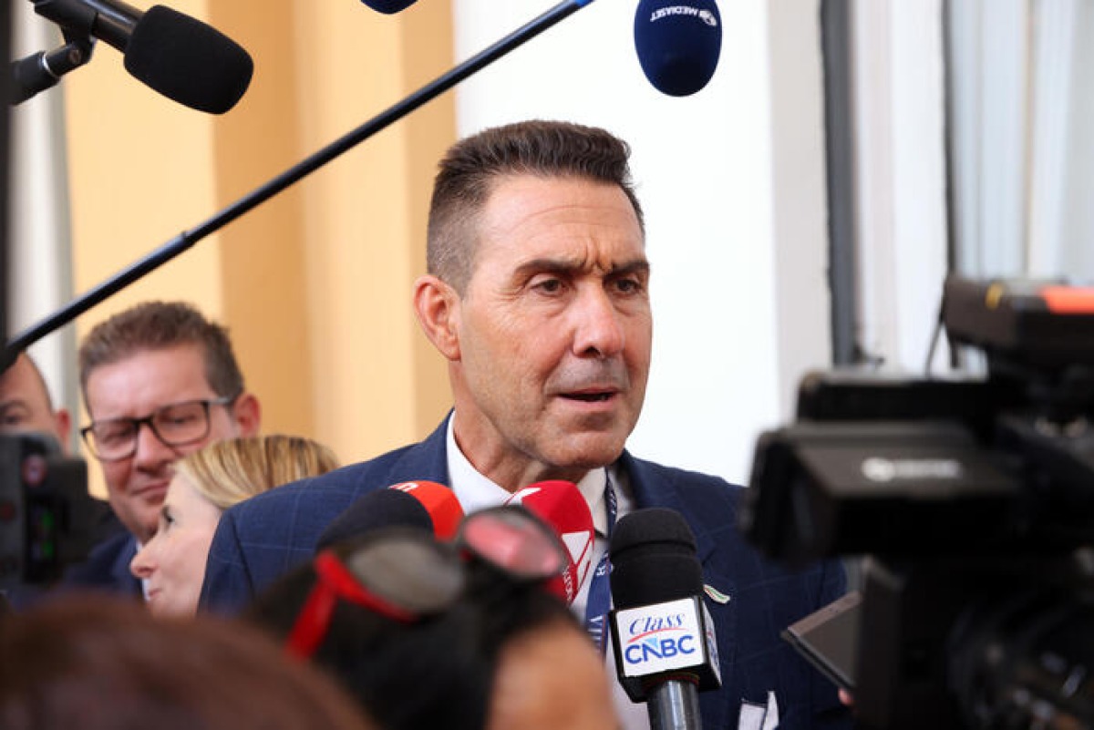 Polemica a Torino per il convegno con Vannacci: il Viminale frena - 