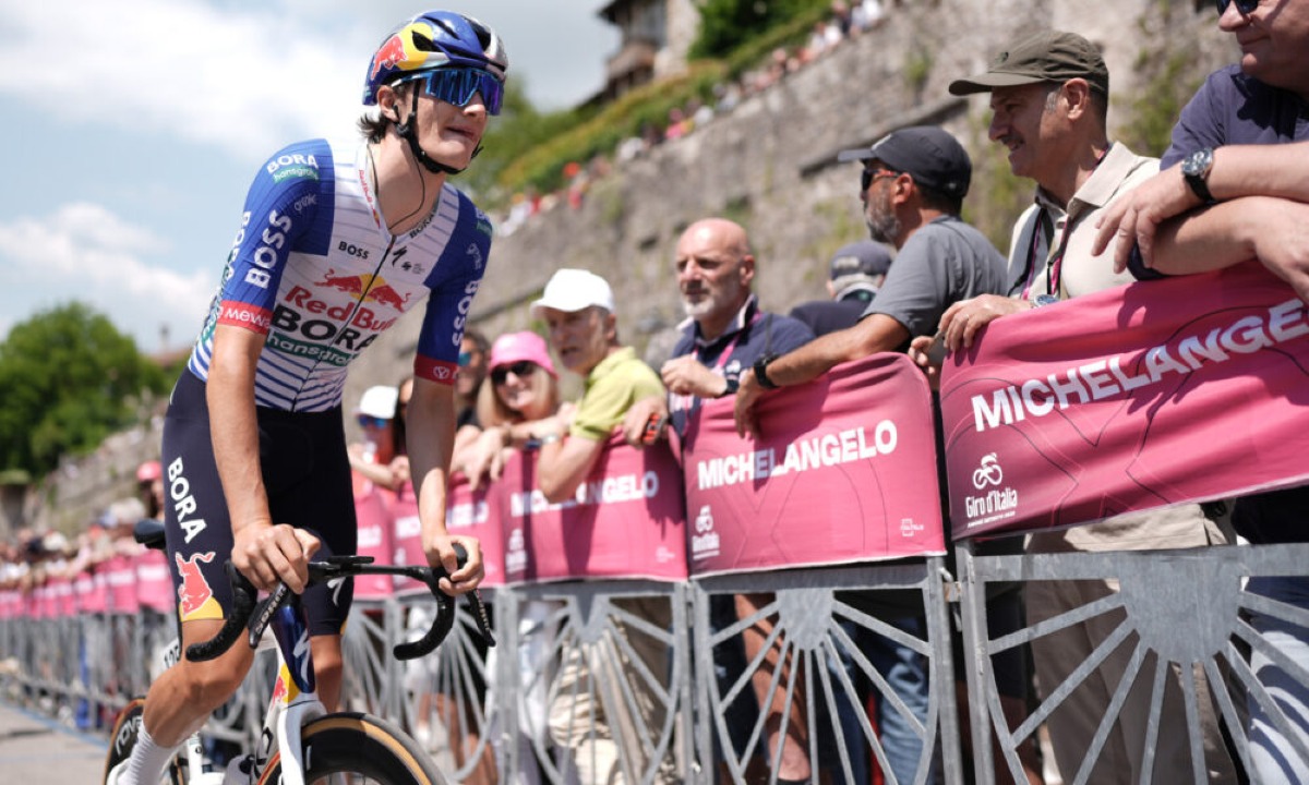 Giro della Toscana 2026, Pellizzari trionfa in solitaria - © LaPr