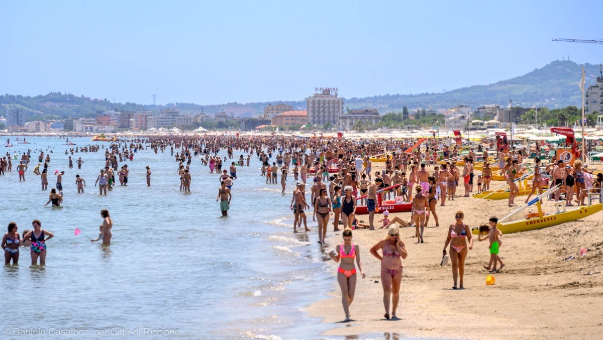 Riccione, al via i bandi per 14 concessioni balneari - 