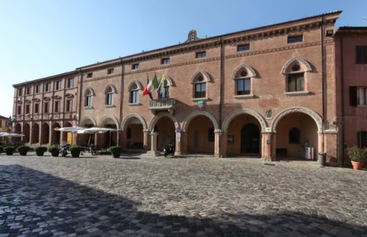 Verucchio, un nuovo libro riscopre la storia di confraternite, culti e cimiteri - 