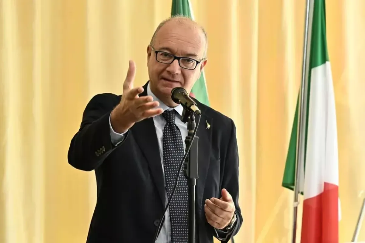 Busta con proiettile e minacce al ministro Valditara - 