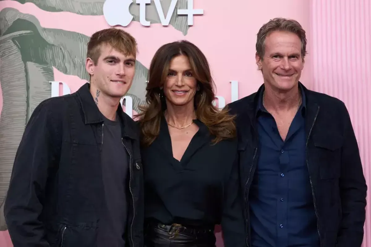 Morto a 27 anni Presley Gerber, figlio di Cindy Crawford - 